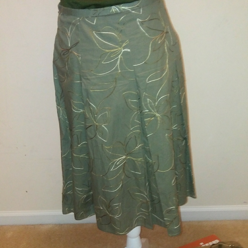 Olve green skirt   (SOLD)